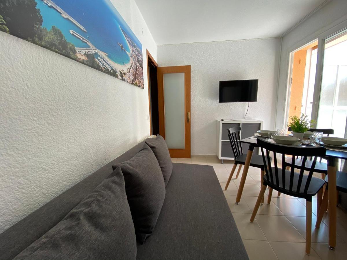 Apartamentos Ar Isern Blanes Kültér fotó